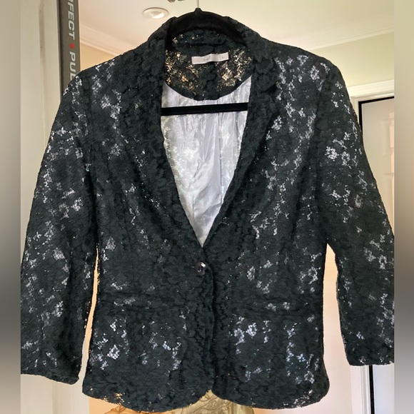 Black lace lined blazer. Says large but I’m an xs/s and it fits me! Runs small! - Picture 1 of 5